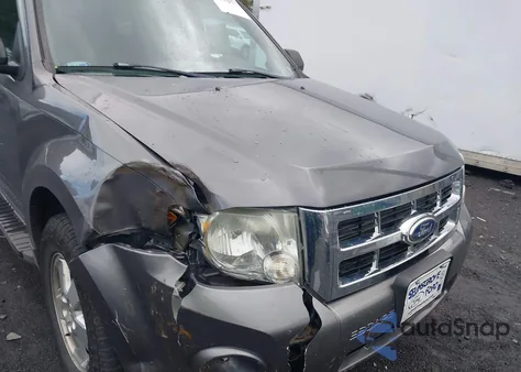 2011 Ford Escape Xlt из США, поврежденный, VIN 1FMCU9D70BKC59118